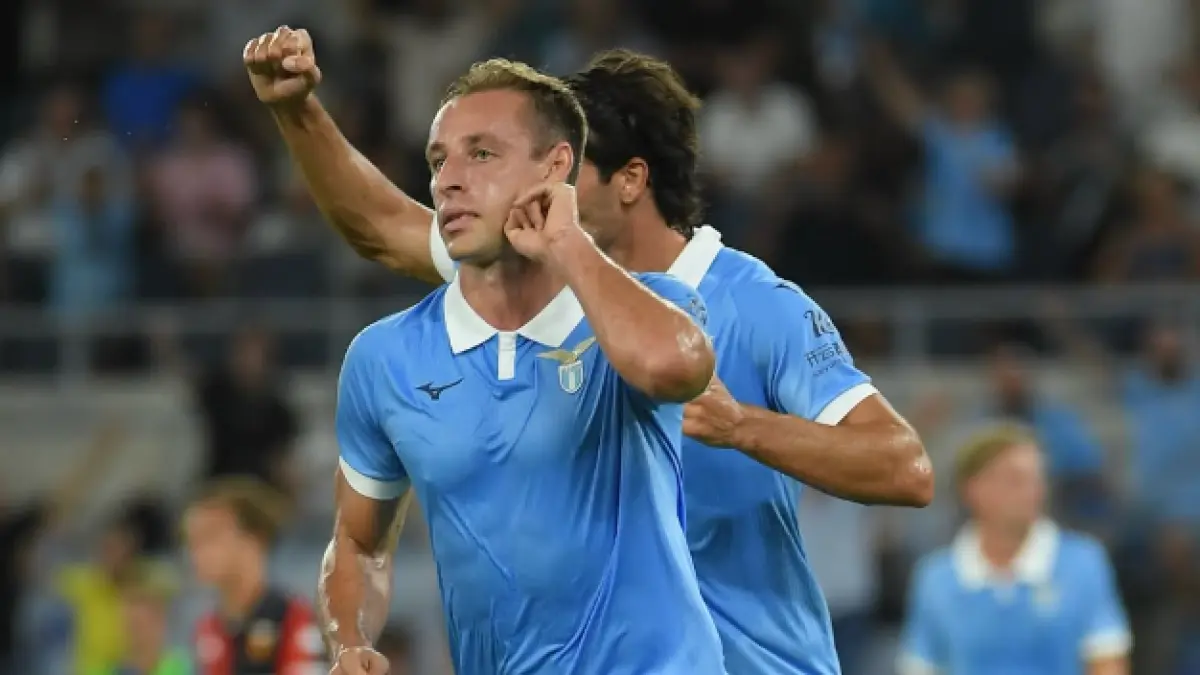 Selebrasi para pemain Lazio dalam kemenangan atas Genoa di Olimpico.