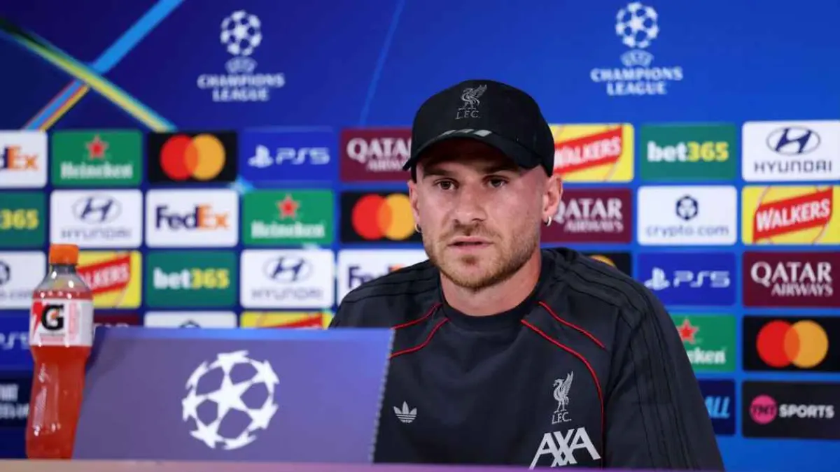 Gelandan Liverpool, Alexis Mac Allister dalam sesi pers pre-match Liga Champions melawan Atletico Madrid.