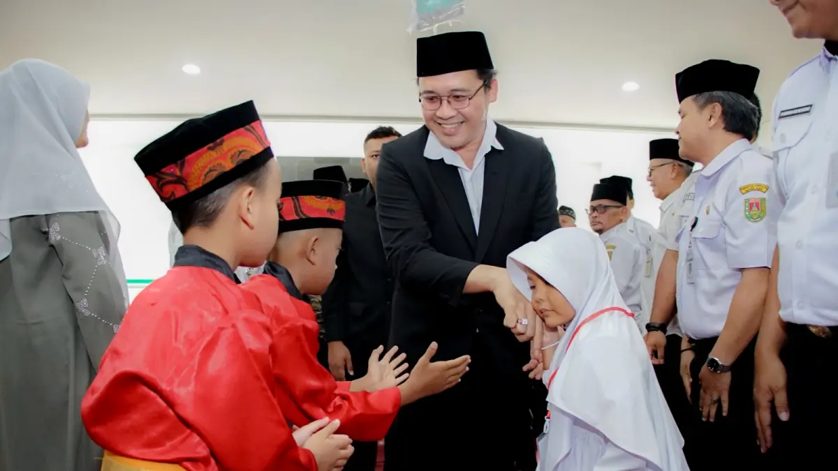 Bupati Magelang membuka kegiatan&nbsp;Festival Anak Sholeh Indonesia (FASI) 2026 di MAJT An-Nuur, Rabu (9/9).
