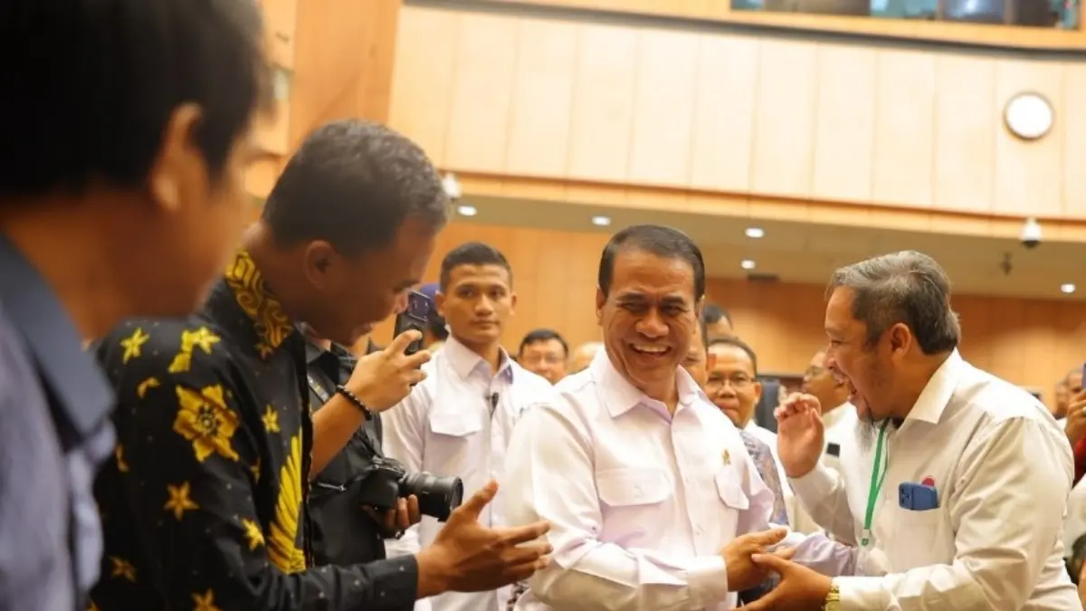 KEYNOTE SPEAKER: Mentan Amran Sulaiman (tengah) saat menghadiri simposium KAHMI di Gedung Nusantara V, Kompleks Parlemen Senayan, Jakarta, Rabu (9/9/2026).(ISTIMEWA)