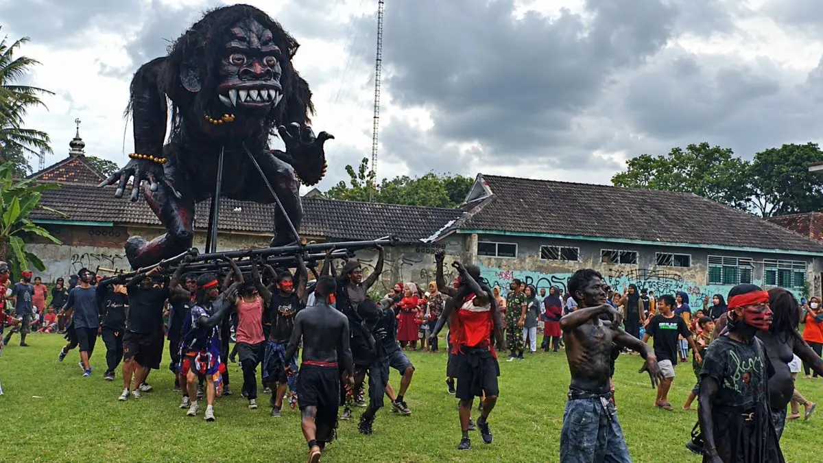 Mbah Bergas, Merti Desa, Seyegan, budaya Sleman, tradisi Jawa