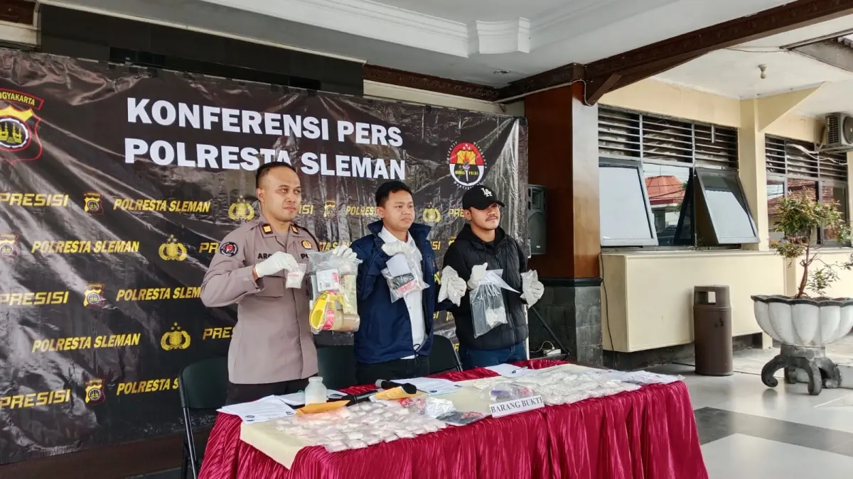Ungkap kasus penyalahgunaan pil sapi di Mapolresta Sleman pada Kamis (10/9)&nbsp;- Delima Purnamasari/Radar Jogja