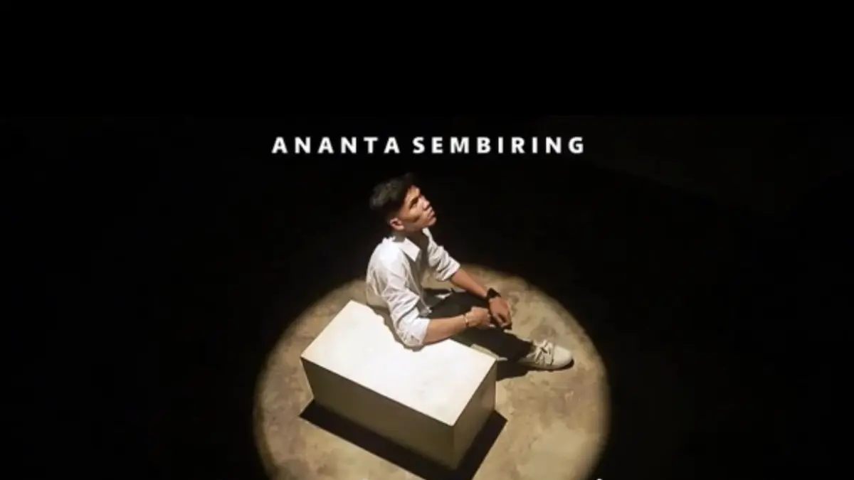 Ananta Sembiring, penyanyi dan pencipta lagu Karo “Kam Min Jadi Aku” yang mengangkat pesan tentang memahami perasaan dari sudut pandang orang lain. Sumber foto: https://vt.tiktok.com/ZSqXrGhLP/