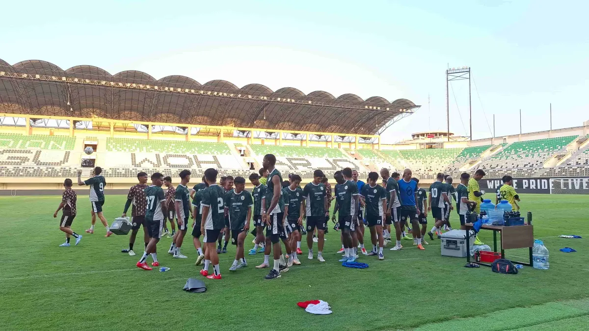 Latihan PSS di Stadion Maguwoharjo
Septi Hartanti