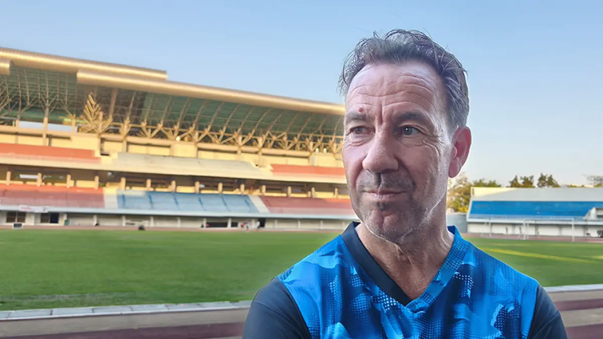 Pelatih PSIM Jogja Jean Paul Van Gastel. (Foto: Fahmi Fahriza/Radar Jogja)