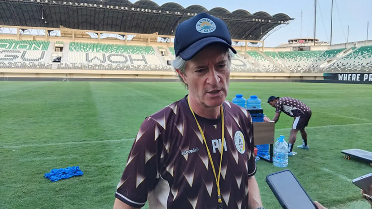 Pelatih PSS Sleman Pieter Huistra. (Foto: Rizky Wahyu/Radar Jogja )