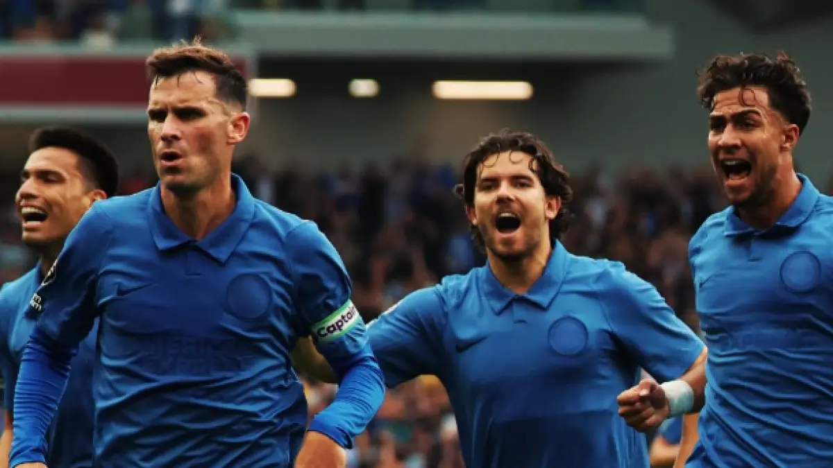 Selebrasi para pemain Brighton saat taklukkan juara bertahan Arsenal di Amex.