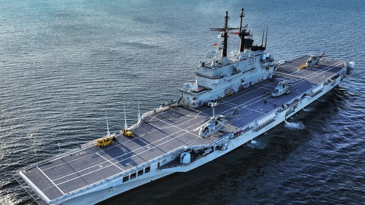 Kapal induk ITS Giuseppe Garibaldi
