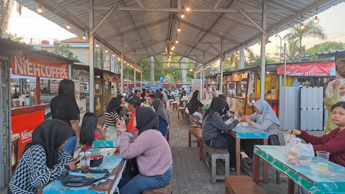 Lokasi proyek pembangunan 90 kios baru di Taman Kuliner Wonosari.
