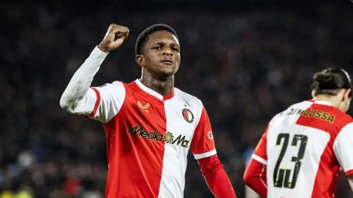 pemain muda Feyenoord, Givairo Read