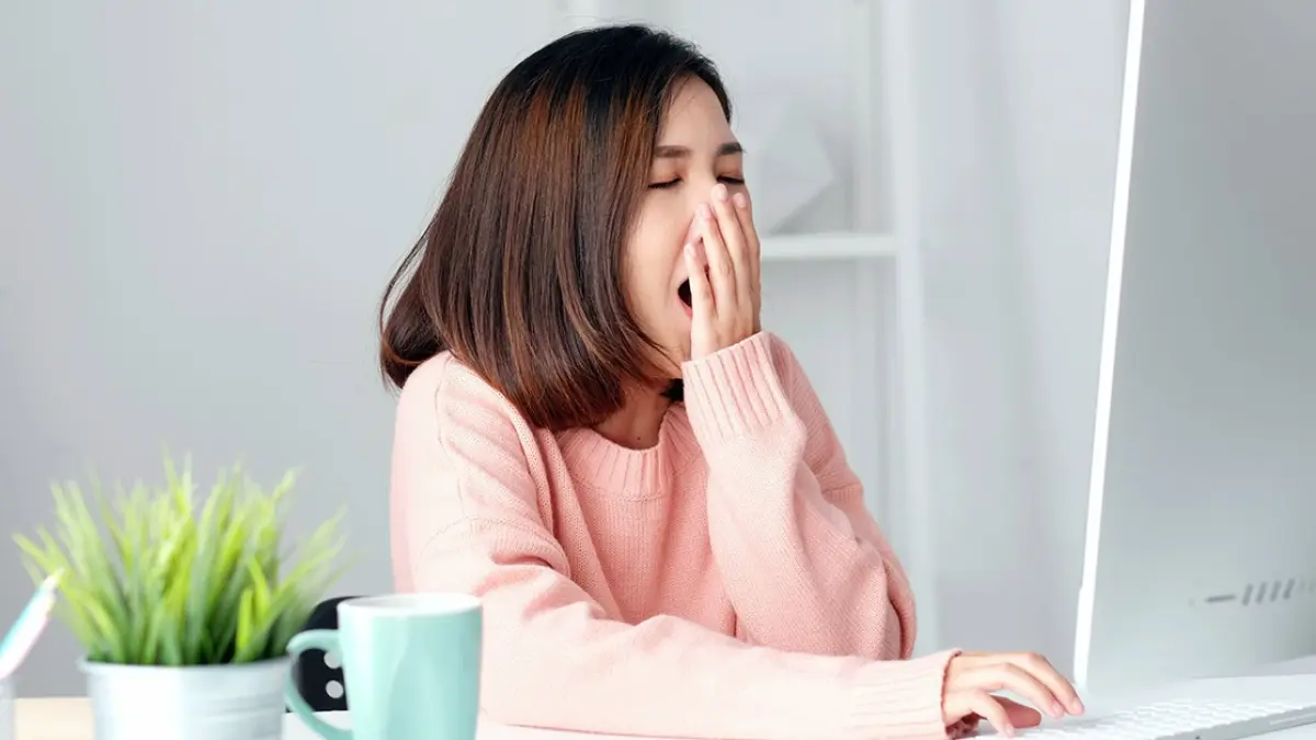 Selalu mengantuk meski tidur cukup. (Halodoc)