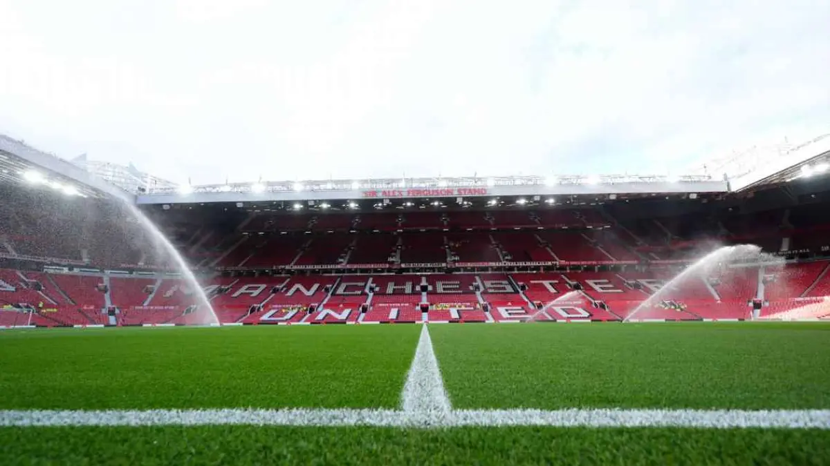 Markas Manchester United, Old Trafford.