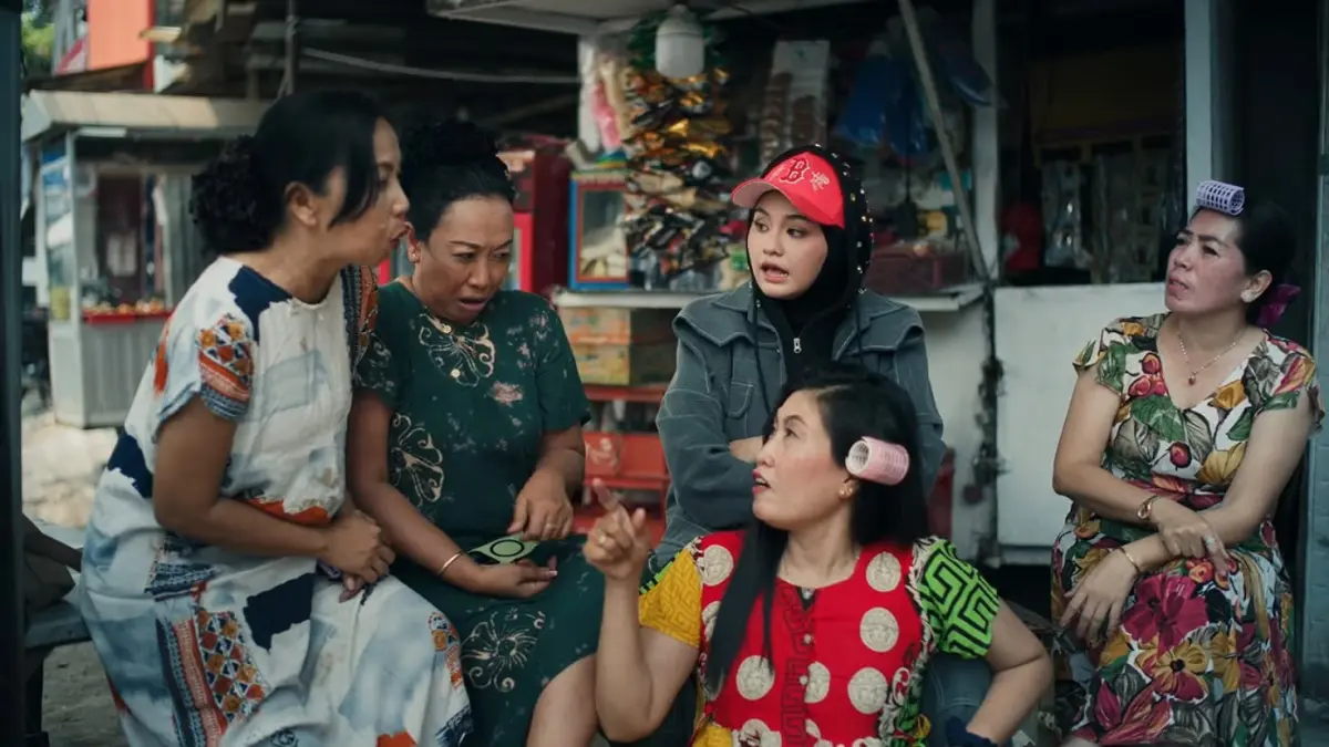 Salma Salsabil dalam MV