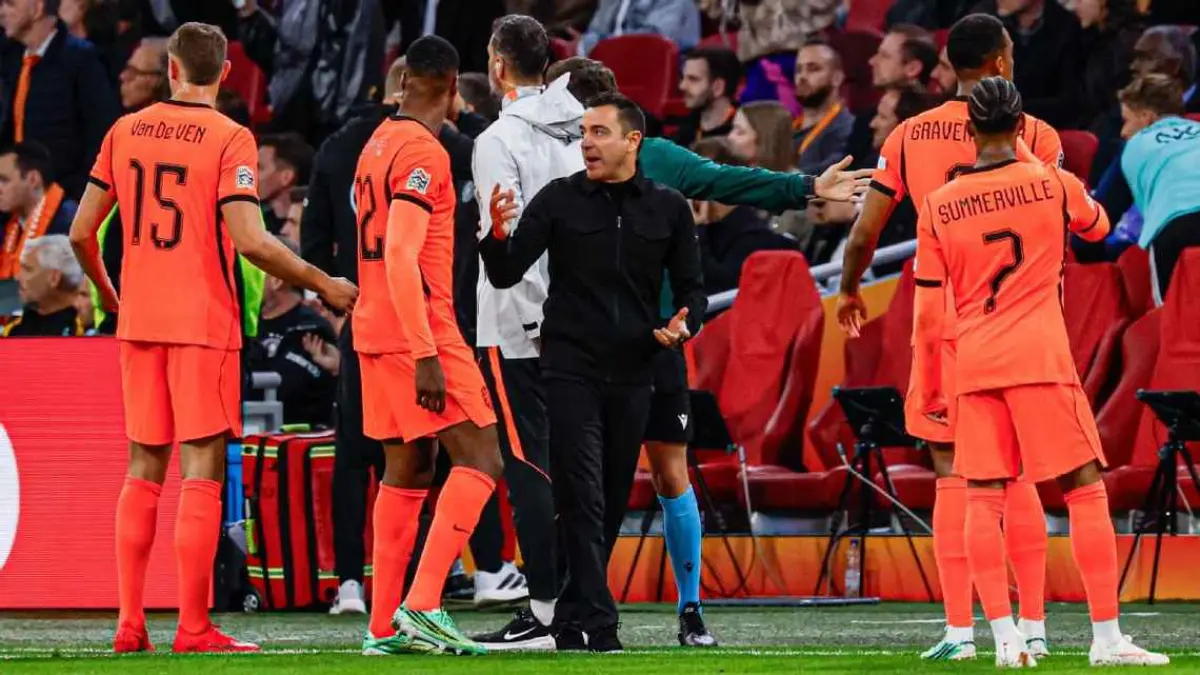 Xavi Hernandez memimpin Belanda dalam hasil imbang melawan Jerman besutan Jurgen Klopp.