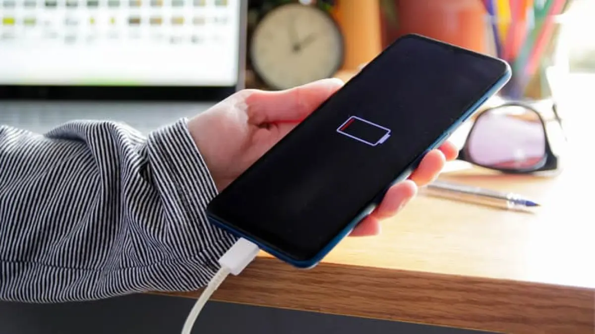 Jangan Dianggap Sepele, 5 Kebiasaan Sehari-hari Ini Bisa Bikin Smartphone Cepat Rusak