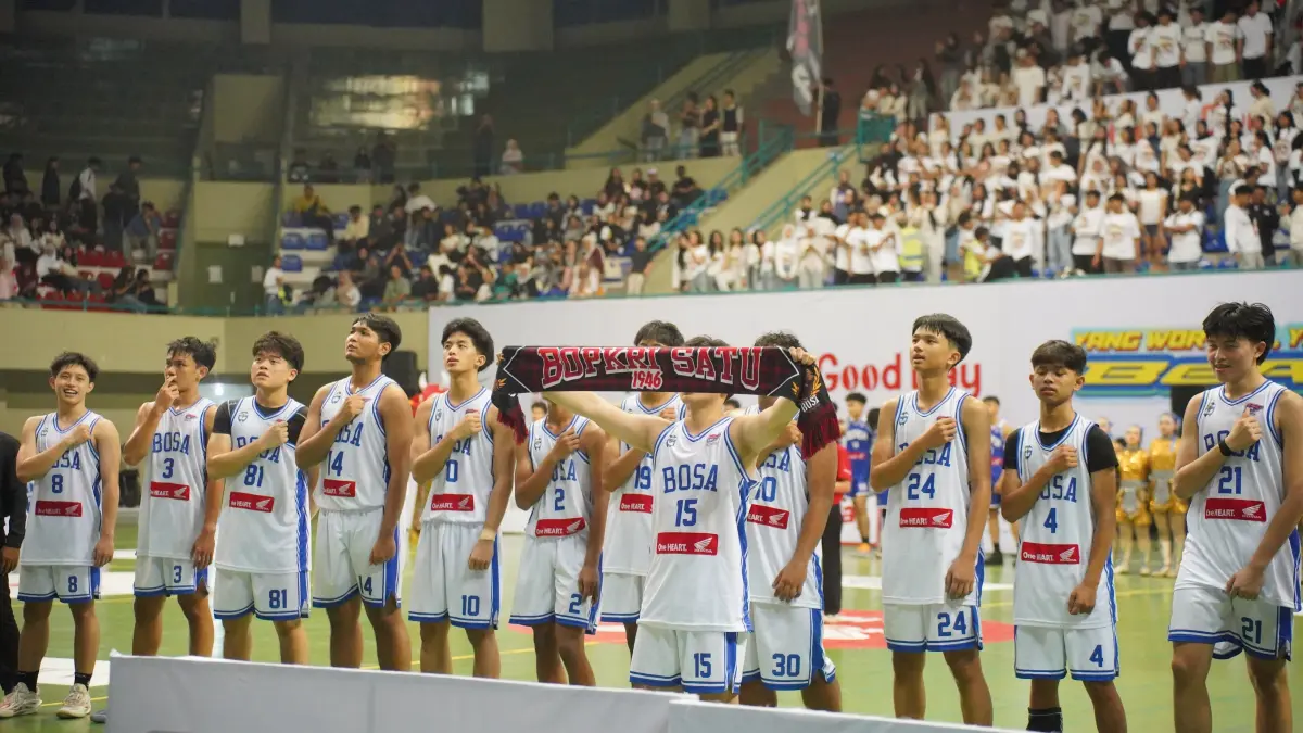 Tim basket putra SMA BOPKRI 1 Yogyakarta (Bosa)