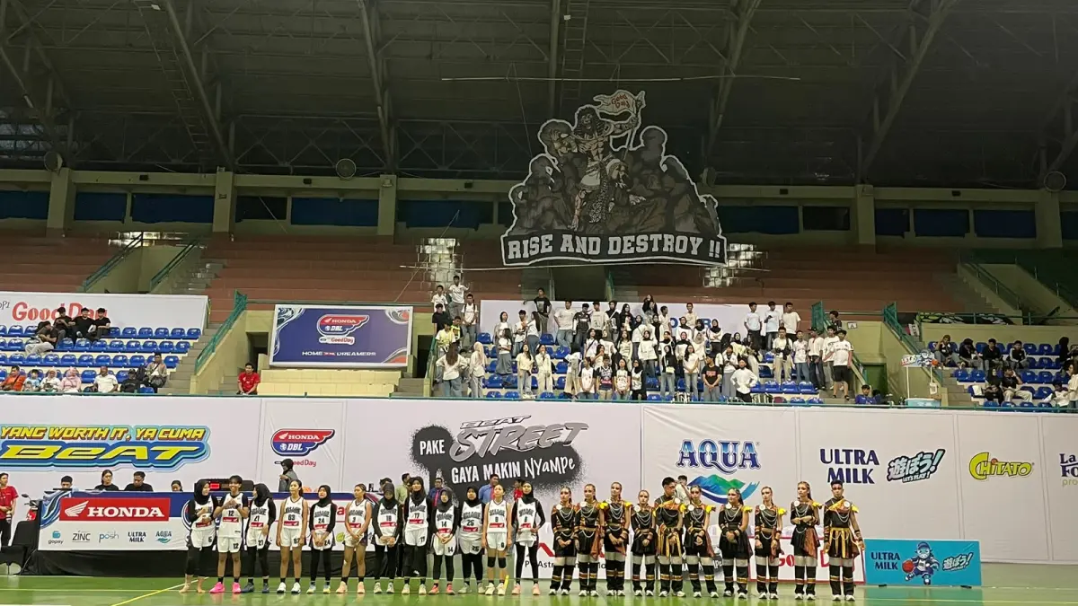 Tim Putri SMAN 1 Sewon berhasil ungguli SMAN 2 Bantul 44-12 di Honda DBL with Kopi Good Day 2026 D.I Yogyakarta yang digelar di GOR UNY, Senin (28/9/2026)