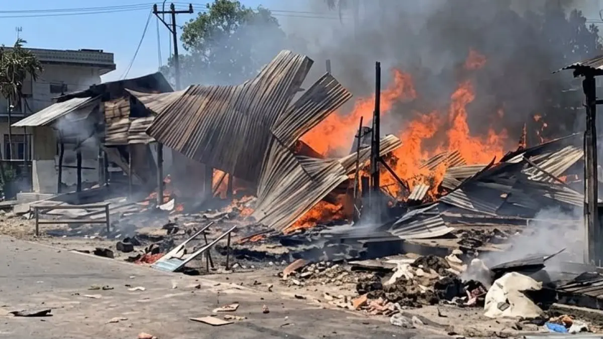 Kios di Desa Tetaf, Kuatnana, TTS ludes terbakar, Senin (28/9/2026).