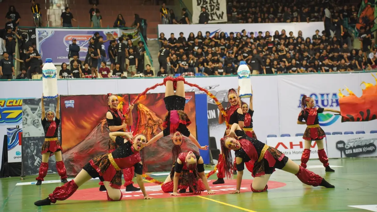 SMA Negeri 2 Ngaglik Usung Konsep "Ring of Fire" di AQUA DBL Dance 2026 D.I. Yogyakarta