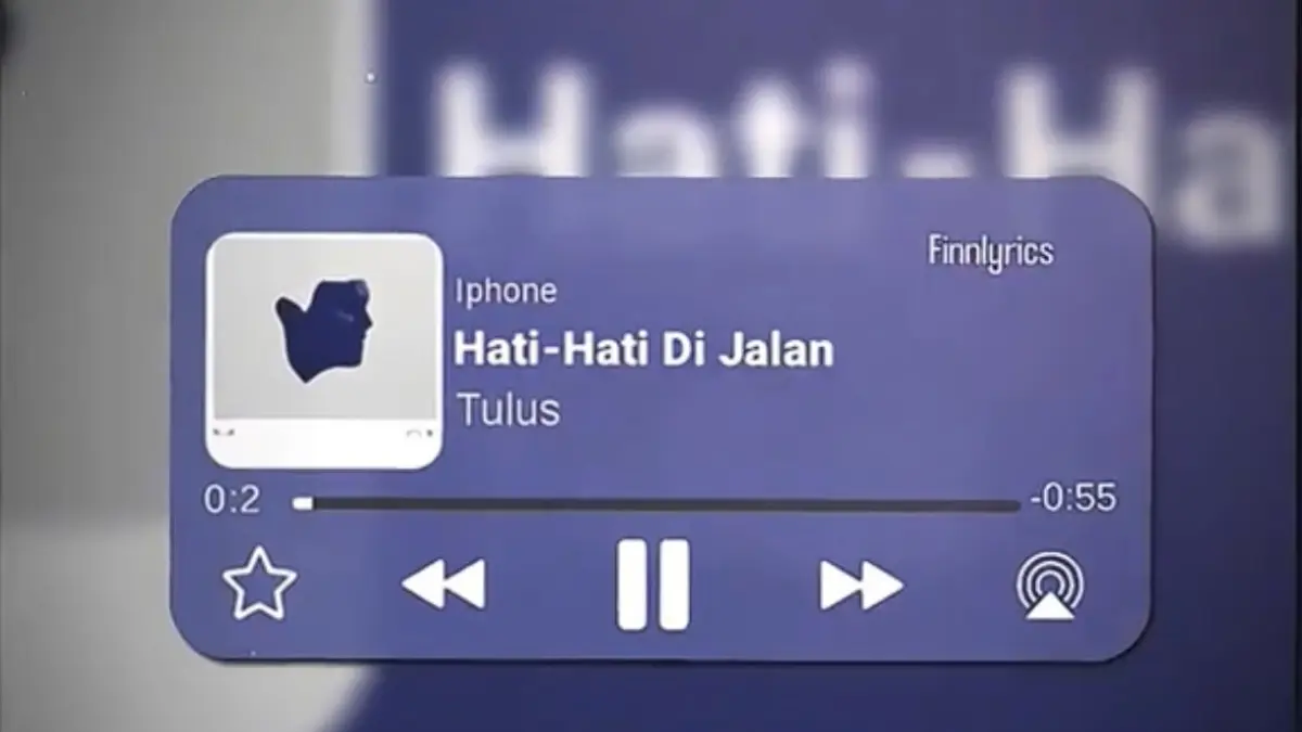 Tulus membawakan lagu dalam sebuah penampilan musik, dengan “Hati-Hati di Jalan” menjadi salah satu karya yang lekat dengan kisah perpisahan.

Sumber foto: https://vt.tiktok.com/ZSbS54TbB/