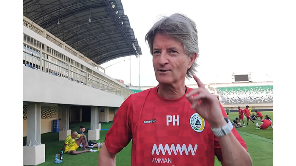 Pelatih PSS Sleman Pieter Huistra. (Rizky Wahyu/Radar Jogja)