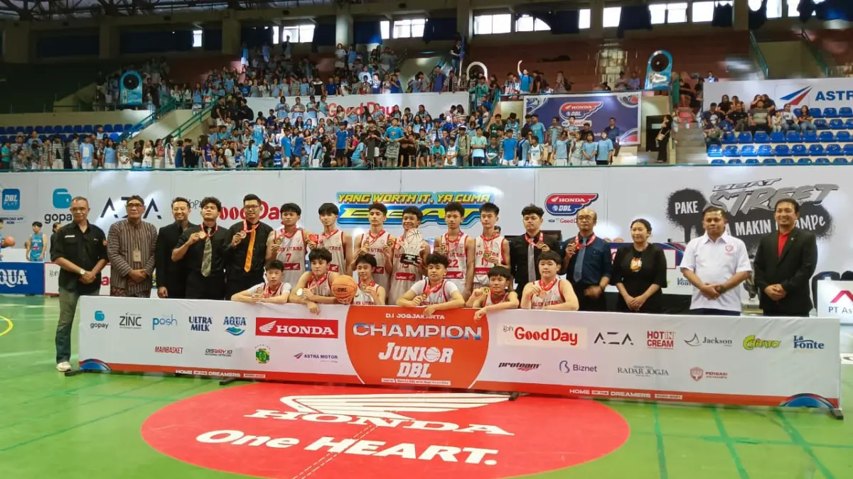 Back-to-back Champion, SMP Budi Utama Yogyakarta Taklukkan SMP Pangudi Luhur 68-35.