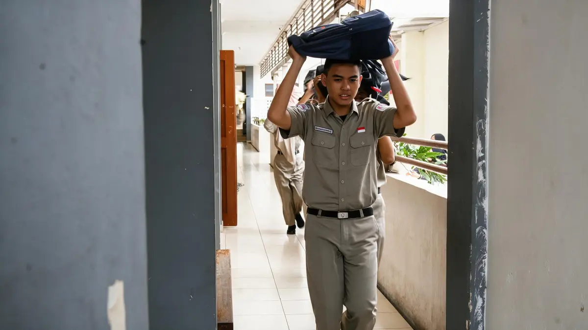 Simulasi kewaspadaan menghadapi bencana gempa bumi. (IWAN NURWANTO/RADAR JOGJA)