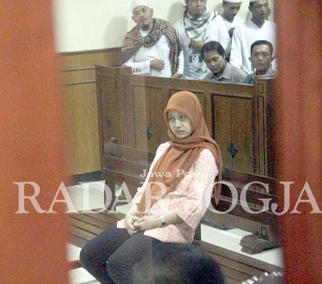 Pengadilan Negeri (PN) Sleman menggelar sidang dugaan kasus penculikan dengan menghadirkan saksi korban dokter Rica Tri Handayani, kemarin 20/7 Berbeda dengan sidang yang berkaitan dengan Gerakan Fajar Nusantara (Gafatar), duduk sebagai terdakwa adalah Si