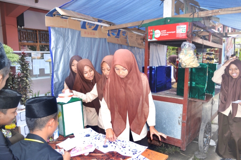 Ilustrasi: siswa melakukan pemilihan Ketua Osis. (Foto Dokumen Radar Jogja Online)