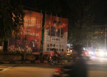 SETIAKY: Baliho kampanye di salah satu titik.