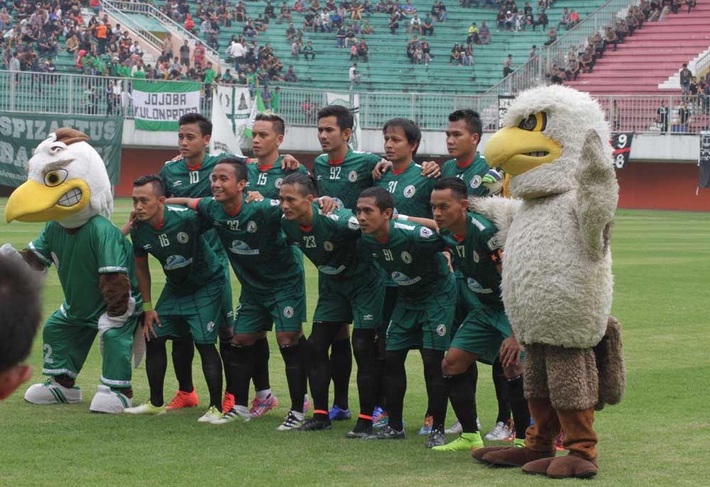 ASA TINGGI : Malam ini PSS Sleman mereka menghadapi PSCS Cilacap di final ISC-B yang dihelat di Stadion Gelora Bumi Kartini Jepara.(SETIAKY A KUSUMA/RADAR JOGJA)