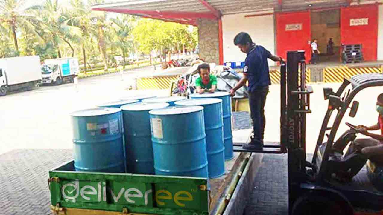 SEWA TRUK: Deliveree adalah perusahaan sewa truk dengan layanan penuh yang memungkinkan warga untuk memesan dari aplikasi smartphone atau situs web. (DELIVEREE FOR RADAR JOGJA)