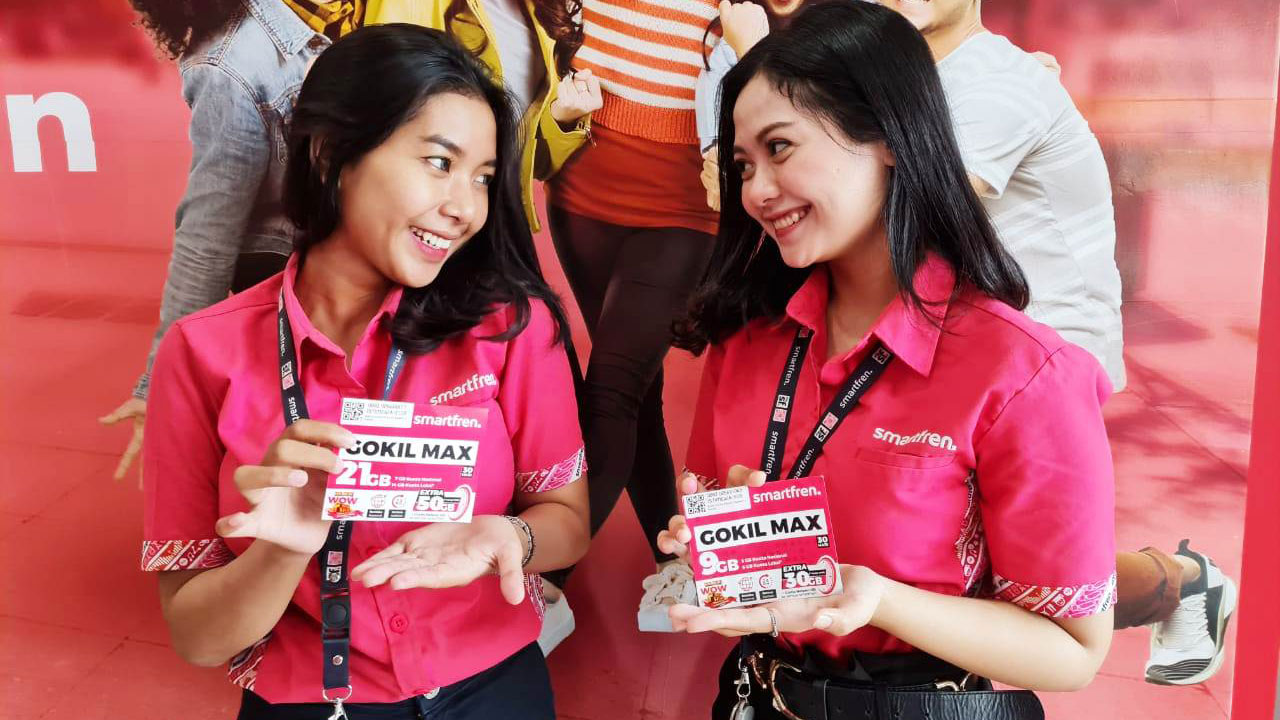 SINYAL KUAT: Gokil Max yang dibekali dengan dukungan jaringan telekomunikasi 4G LTE dan kuota besar hingga 36 GB ini bisa digunakan sepuasnya. (SMARTFREN FOR RADAR JOGJA)