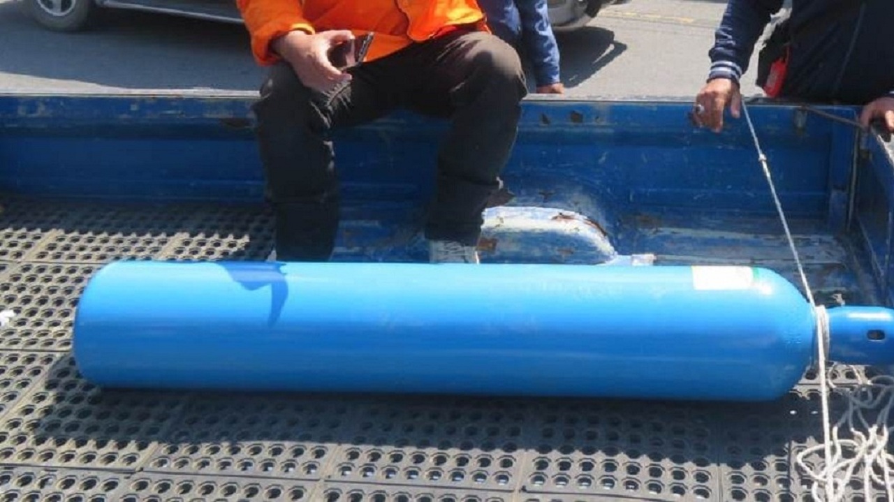 RELA: RS PKU Muhamadiyah Kota Jogja harus rela melepas 250 tabung oksigen. Ini karena ratusan tabung oksigen pinjaman tersebut ditarik oleh vendor pengirim.  Kejadian ini merupakan imbas dari menipisnya ketersediaan oksigen di rumah sakit ini saat 4 Juli