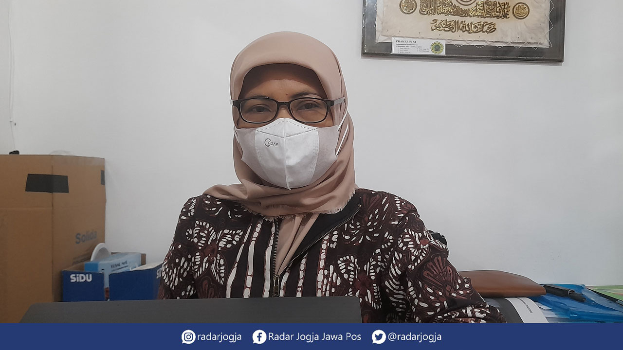 Kepala Bidang Pelayanan dan Rehab PMKS Dinsos P3A Tunik Wusri Arliani.(SITI FATIMAH/RADAR JOGJA )