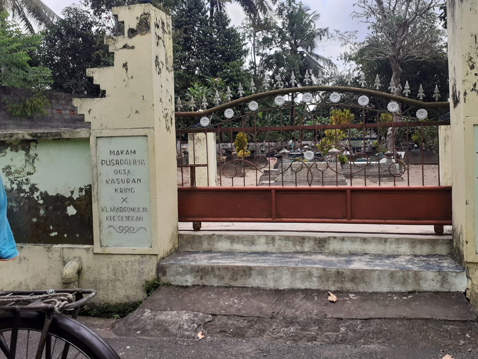 Tempat pemakaman Nyi Kasuran di Padukuhan Kasuran Wetan.(MEITIKA CANDRA LANTIVA/RADAR JOGJA)