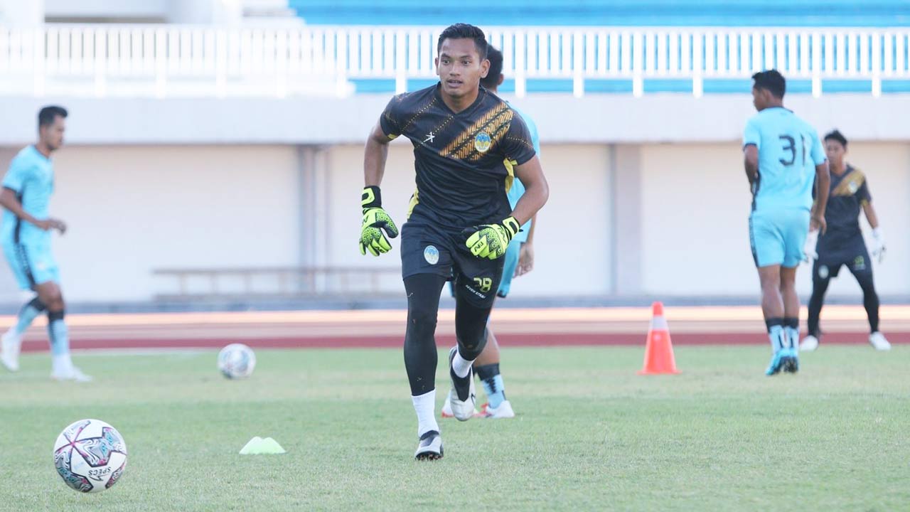 TINGGI: Jordyno Putra Dewa berharap dapat banyak menit bermain. Ia pun ingin membawa Laskar Mataram tahun ini promosi ke Liga 1. (PSIM JOGJA FOR RADAR JOGJA)