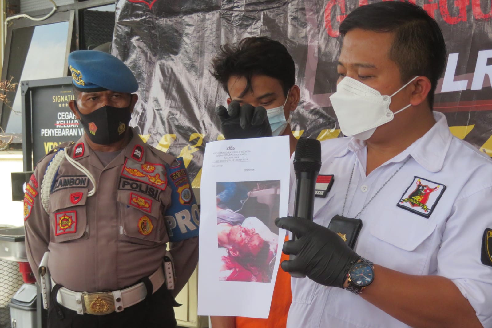NEKAT : Tak terima motor hampir bersenggolan, M. Surya Alam nekat aniaya personel TNI AD