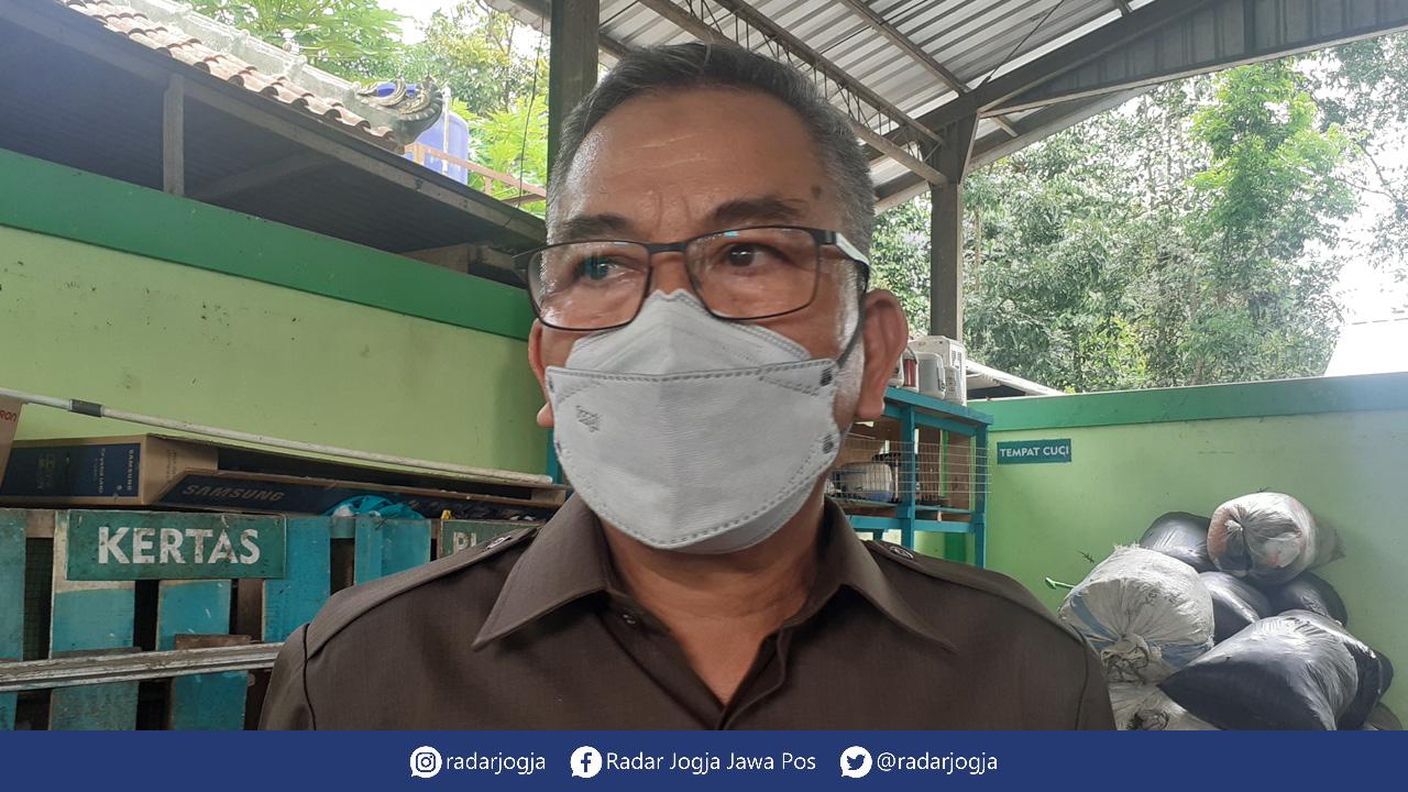 Plt Kepala Dinas Pemberdayaan Masyarakat Kalurahan (PMK) Sleman Budiharjo.(MEITIKA CANDRA LANTIVA/RADAR JOGJA)
