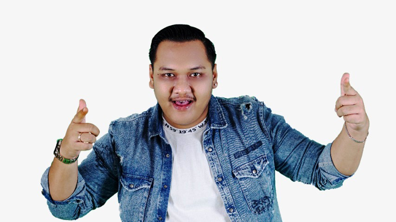 Musisi Ndarboy Genk atau Helarius Daru Indrajaya. (NDARBOY GENK FOR RADAR JOGJA)