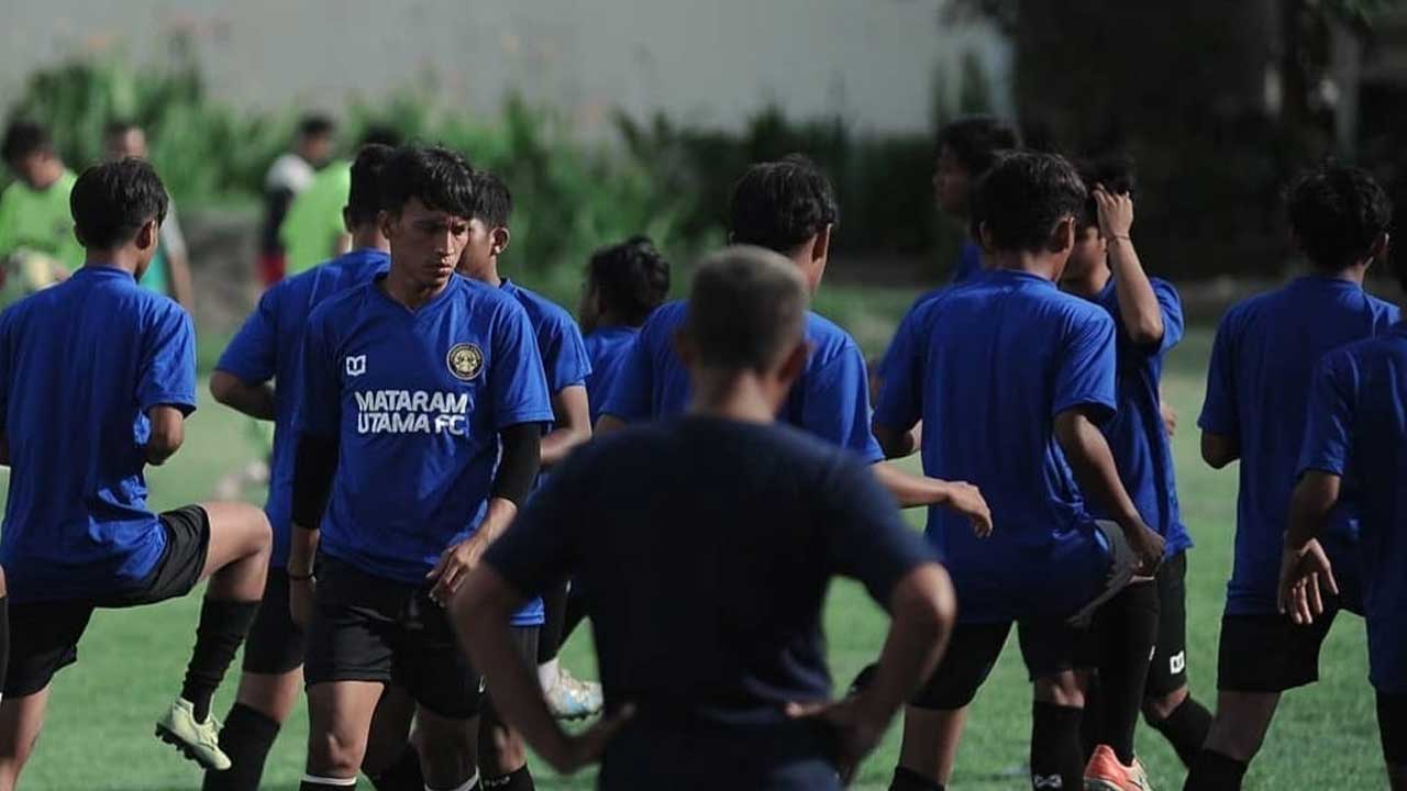 DOK MATARAM UTAMA FC
