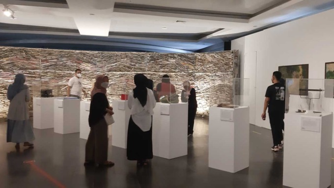 MAHAMI : Para pengunjung memadati pameran