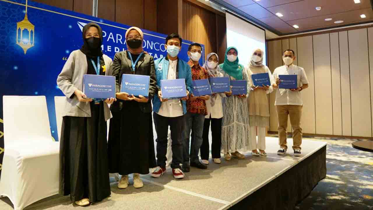 MOMENT RAMADAN: PT Paragon Technology and Innovation (Paragon), kembali menguatkan ajakan kepada masyarakat dan berbagai pihak untuk menebar kebermanfataan melalui kampanye Ramadan Hidupkan Harapan bersama #PenggerakKebaikan. (PARAGON FOR RADAR JOGJA)