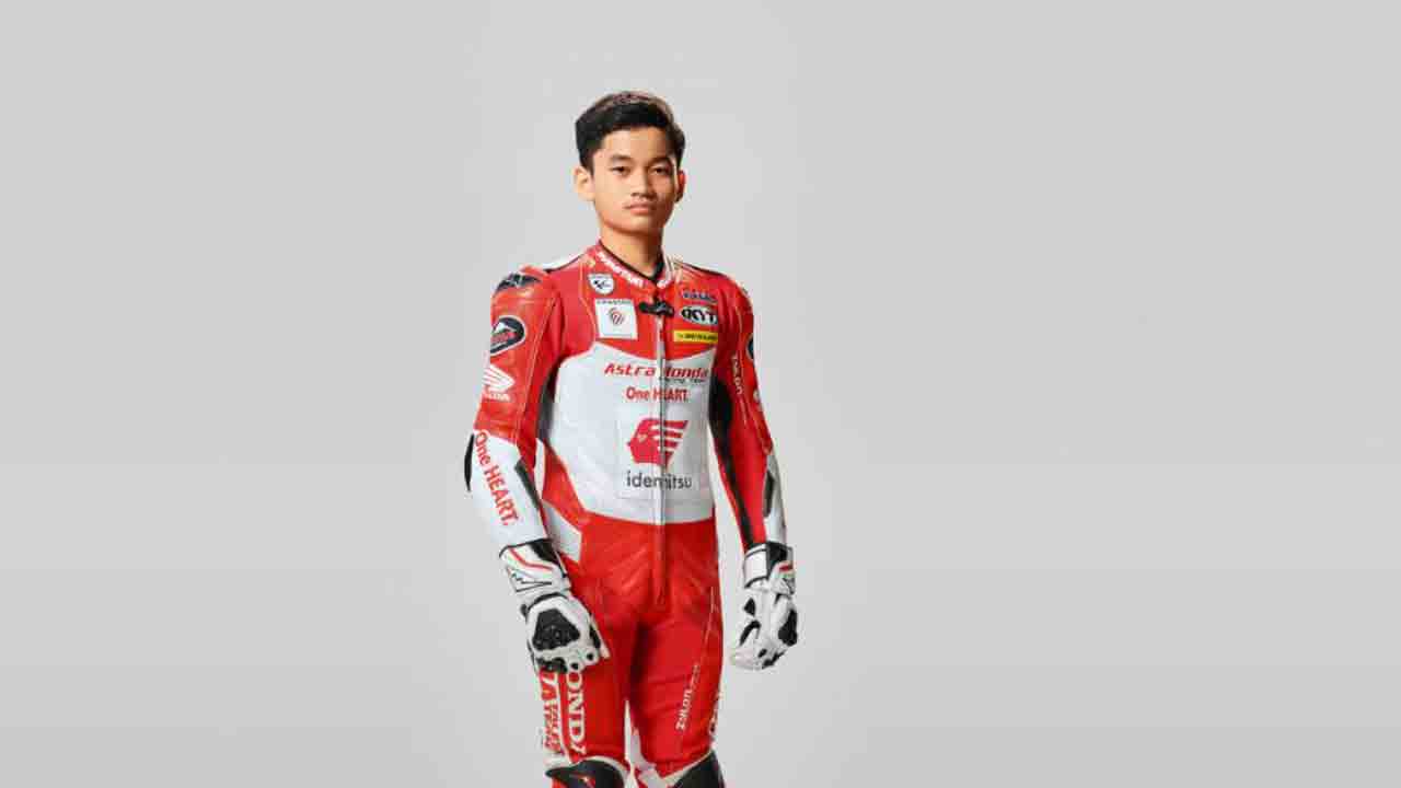 AHRS: Pebalap FIM JuniorGP, Fadillah Arbi Aditama asal Purworejo, Jawa Tengah merupakan pebalap alumni Astra Honda Racing School (AHRS) 2017 hingga 2019. (HONDA FOR RADAR JOGJA)