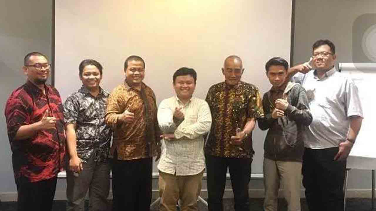 KERJA SAMA: Widya Analytic bekerja sama dengan Politeknik Negeri Semarang untuk menggelar pelatihan Data science. (WIDYA ANALYTIC FOR RADAR JOGJA)