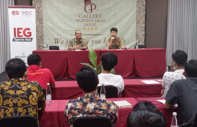 SOSIALISASI : PT. Indonesia Entertainmen Group (IEG) anak perusahaan dari EMTEK Group di bawah PT. Surya Citra Media Tbk. (SCM) mulai menggelar sosialisasi hak siar Liga Inggris musim 2022/2023 dan Piala Dunia Qatar 2022.