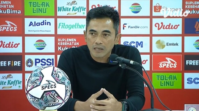 TELATEN : Menang tipis 1-0 atas Dewa United, Coach Seto Nurdiantoro minta squad PSS Sleman tak berpuas diri. (ISTIMEWA)