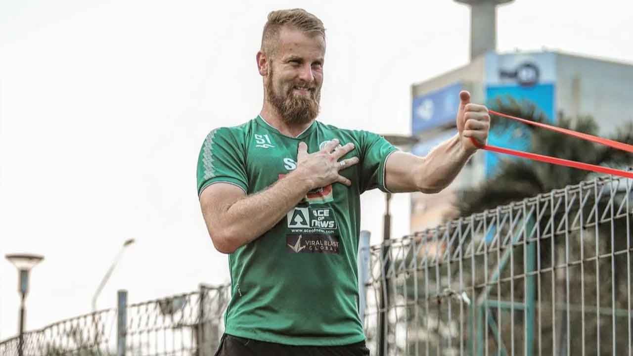 BEK TANGGUH: Mario Maslac mengalami cedera dan tak dibawa PSS Sleman di ajang Piala Presiden 2022. ISTIMEWA