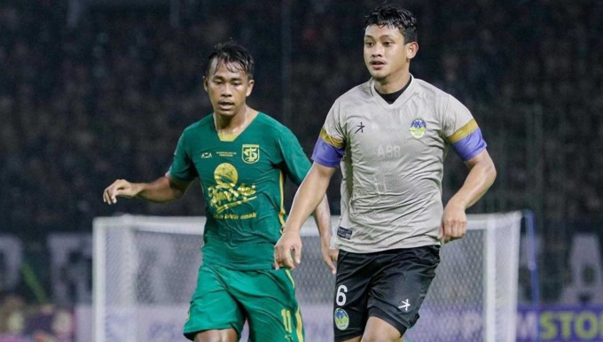 SERU: Laga persahabatan Persebaya Surabaya menghadapi PSIM Jogja di di Stadion Gelora Bung Tomo (GBT), Surabaya, Minggu (17/7).(DOKUMEN PSIM JOGJA)