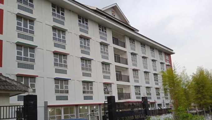 AKTIF LAGI: Isolasi terpusat Rusunawa Gemawang yang sempat kosong, kembali terisi pasien Covid-19 kemarin (20/7). Saat ini, pasien yang menempati rusunawa sudah mencacapi 10 orang.(WULAN YANUARWATI/RADAR JOGJA)